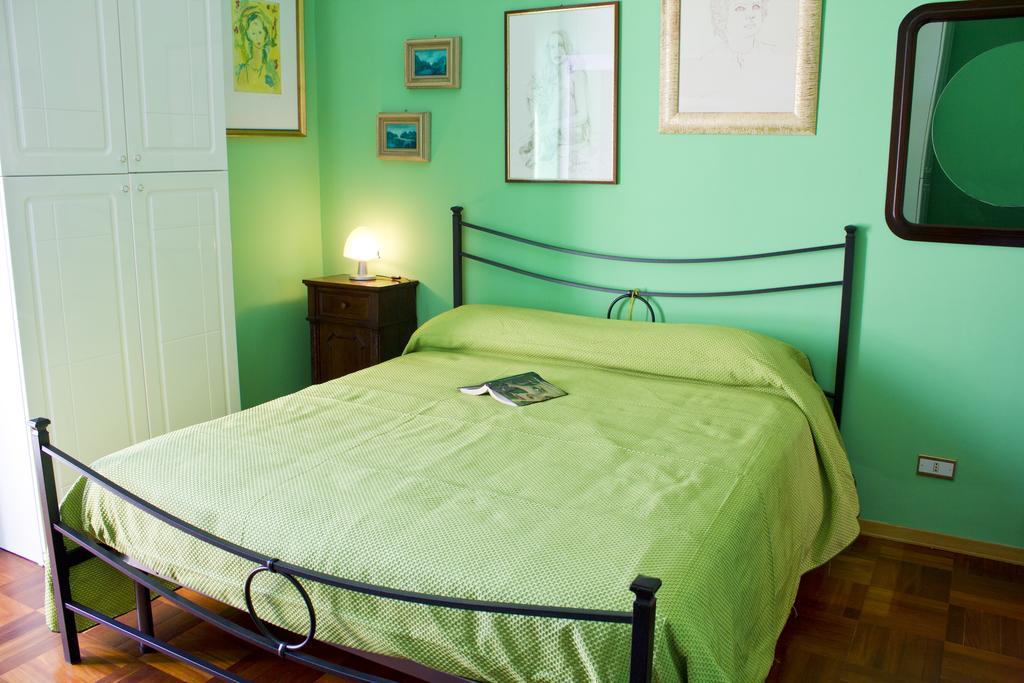 Hotel La Bertina Montefiascone Zimmer foto